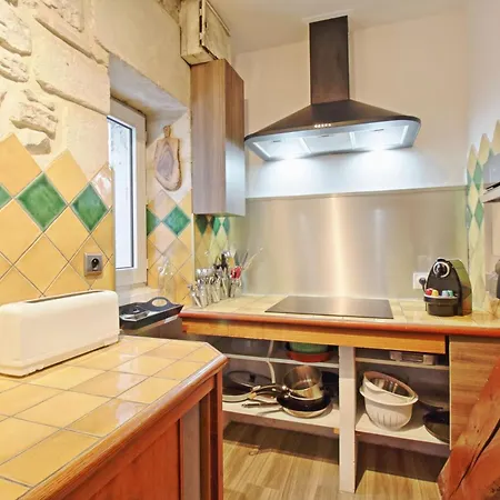 Le Guerin - Parking Et Centre Apartamento Nimes